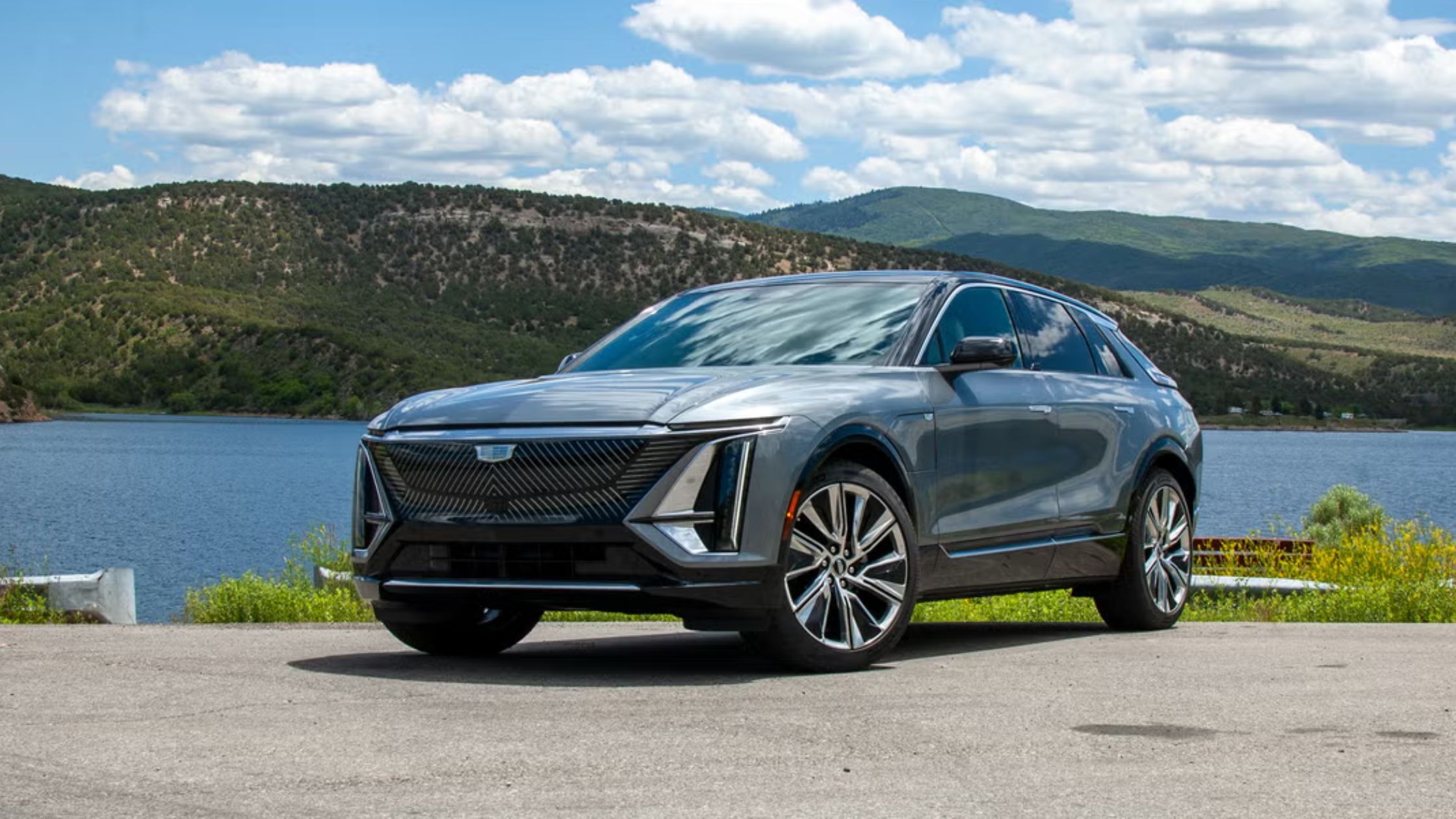 do the driving modes in cadillac lyriq offer different ranges or battery usages?