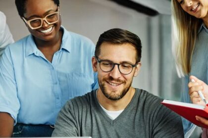 Why UK Businesses Are Moving to Outsourced Bookkeeping Services