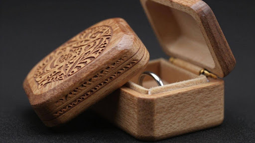 Custom Ring Box Styles That Make Engagement Moments Feel Even Bigger